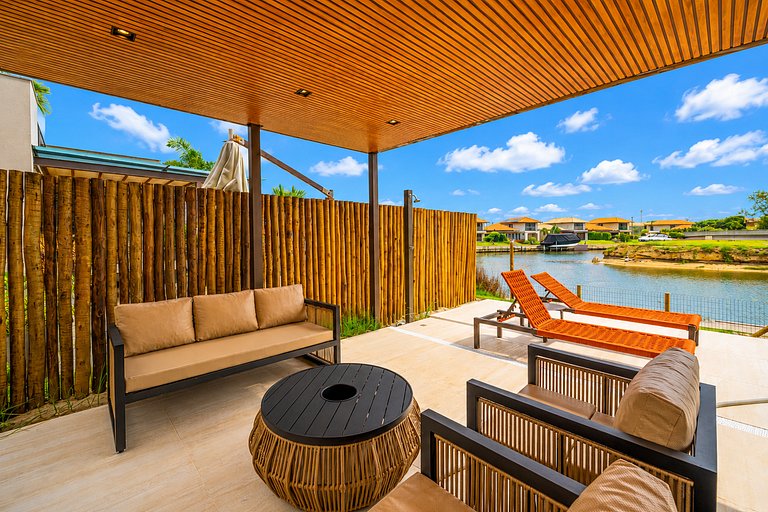 Bz53 Casa con piscina frente al Canal - Arete