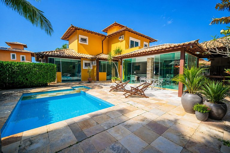 BZ23 Casa con 5 suites a 600 metros de la Rua das Pedras