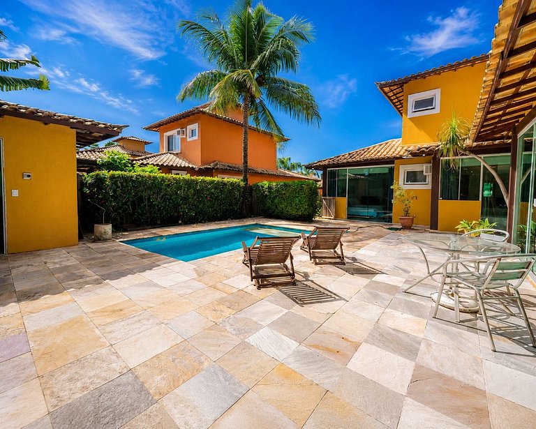 BZ23 House with 5 suites, 600 meters from Rua das Pedras
