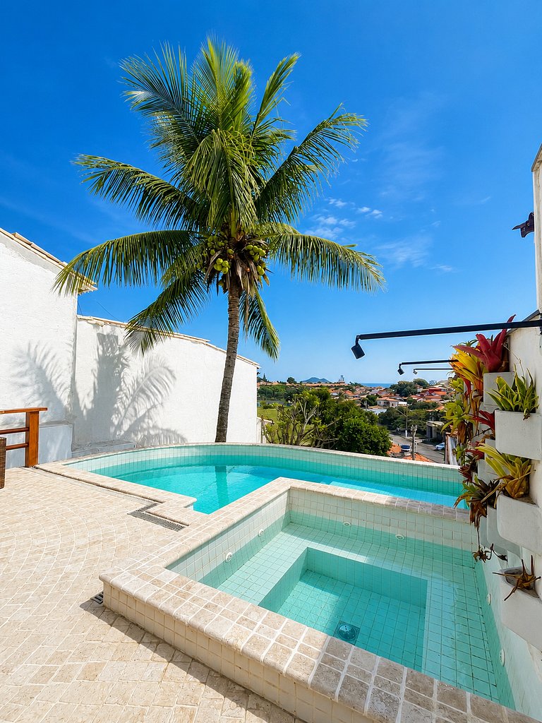 Casa con piscina y vista a la playa de Armação BZ107