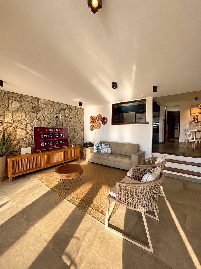 Casa con piscina y vista a la playa de Armação BZ107