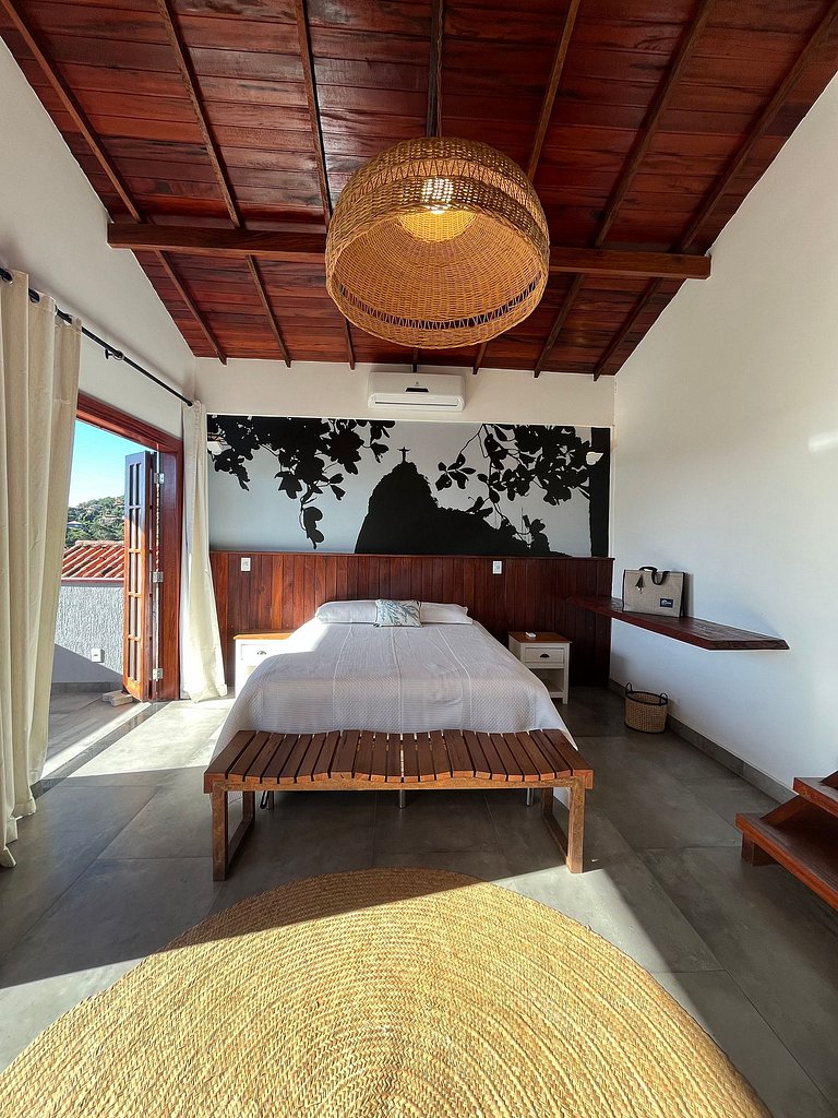 Casa con piscina y vista a la playa de Armação BZ107
