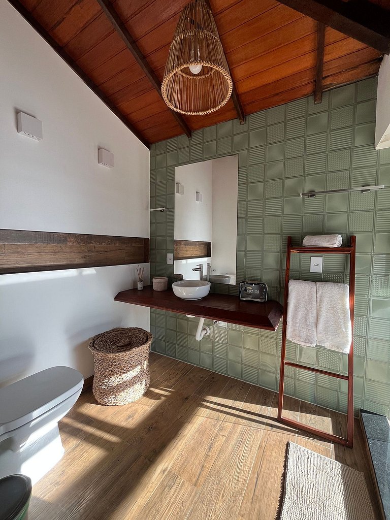 Casa con piscina y vista a la playa de Armação BZ107