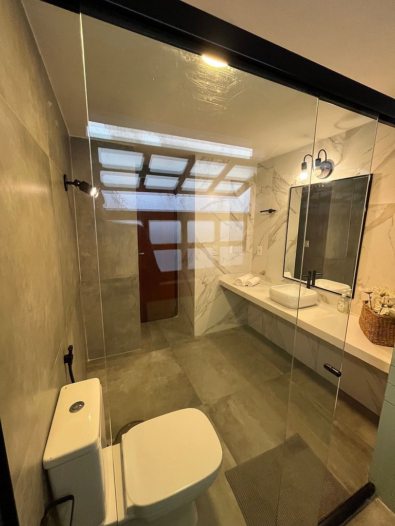 Casa con piscina y vista a la playa de Armação BZ107
