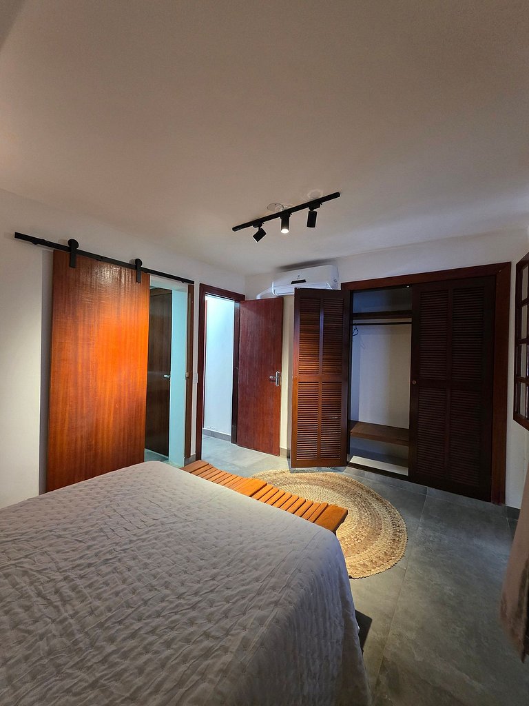 Casa con piscina y vista a la playa de Armação BZ107