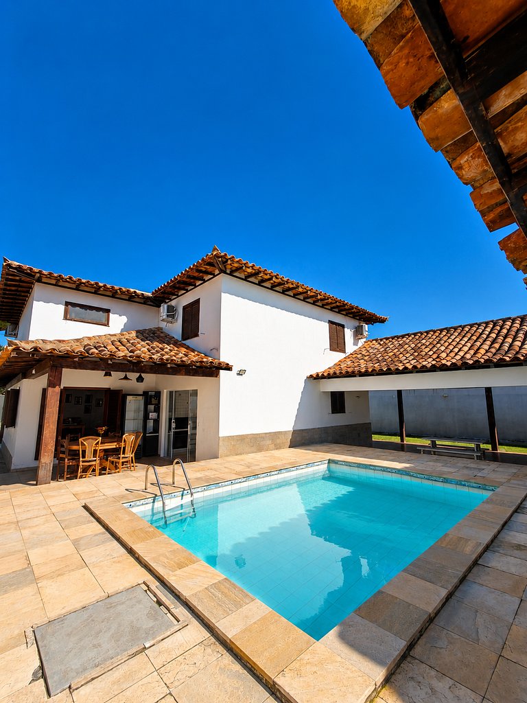 Casa ampla em Geribá c/ Piscina e 6 qts BZ108