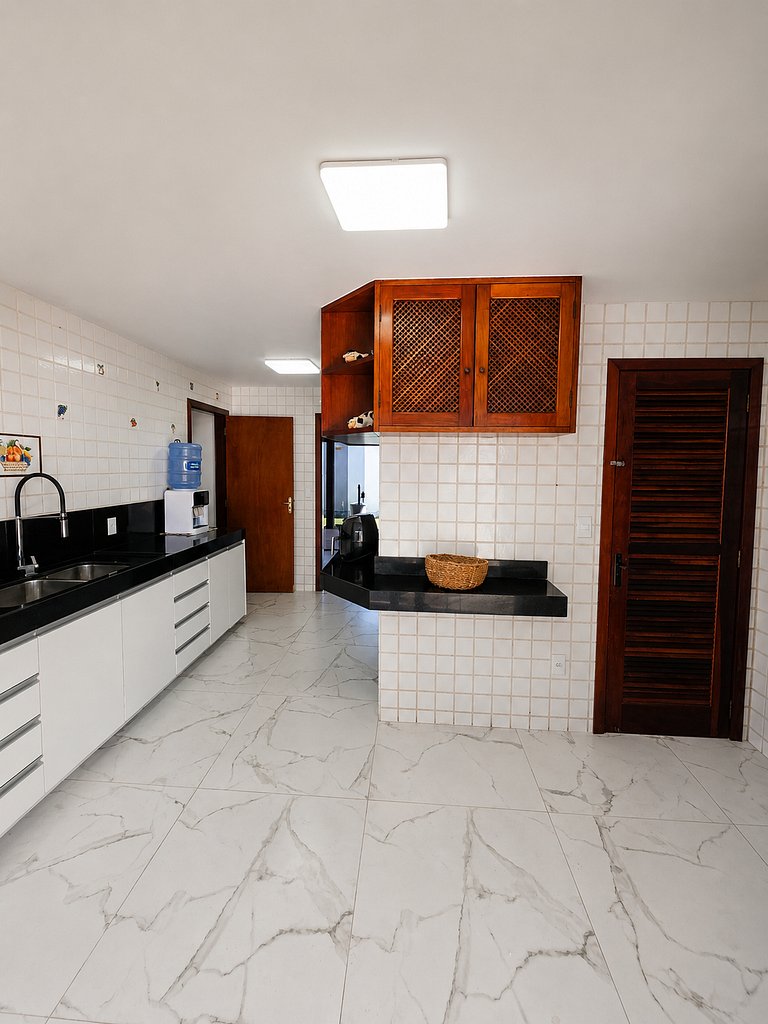 Casa amplia en Geribá con piscina y 6 habitaciones BZ108