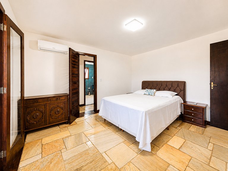 Casa ampla em Geribá c/ Piscina e 6 qts BZ108