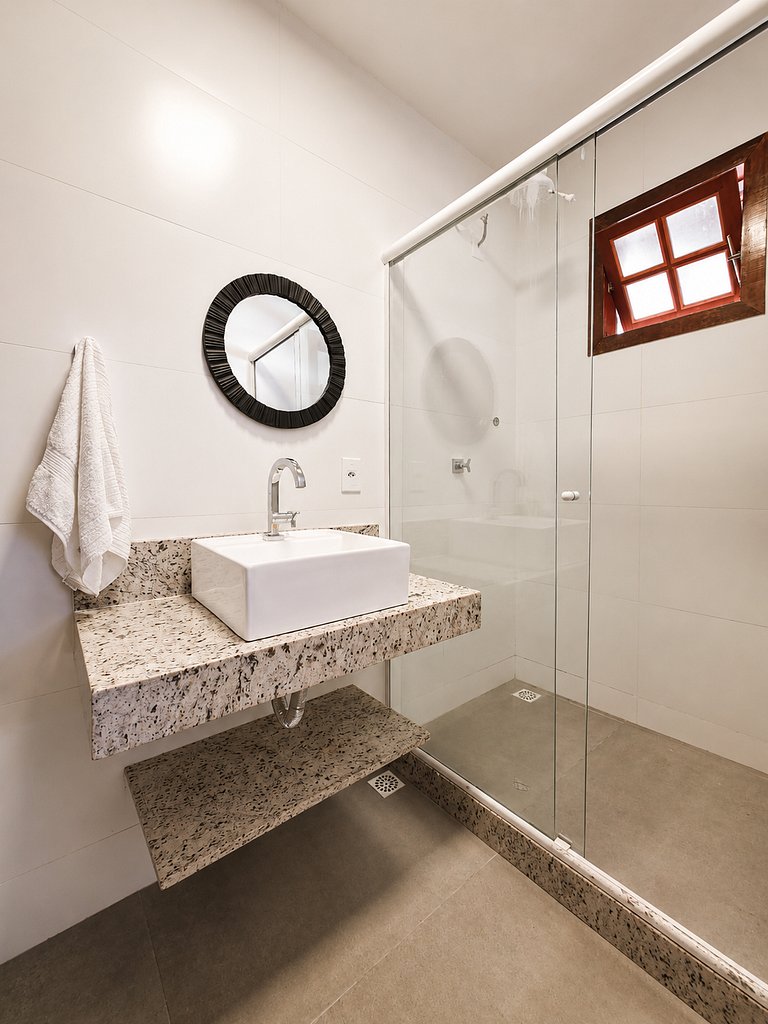 Casa ampla em Geribá c/ Piscina e 6 qts BZ108