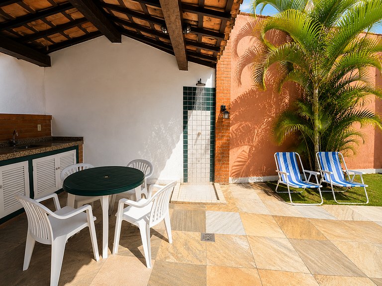 Bz39 Casa c/ piscina privativa a 300m da praia!