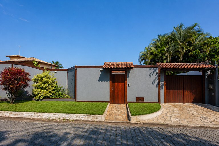 Casa em Geribá c/ Piscina e sauna, 6 quartos BZ11