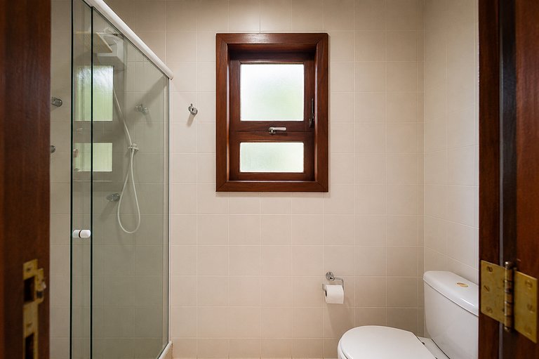 Casa c/ piscina e sauna privativa em Geribá Bz101