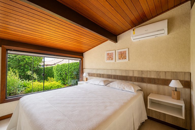 Casa c/ piscina e sauna privativa em Geribá Bz101