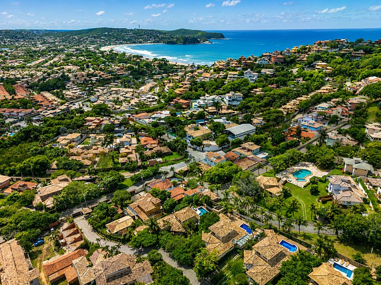 Casa c/ piscina e sauna privativa em Geribá Bz101