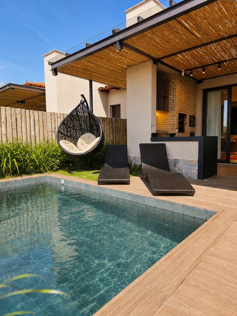Casa no Aretê c/ piscina privativa BZ109