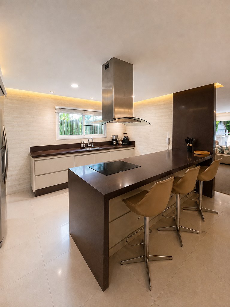 Casa con piscina privada cerca de la Rua das Pedras BZ22