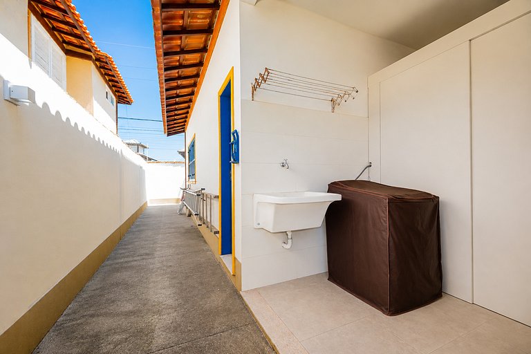 Casa com 5 quartos 150 metros da Praia BZ102