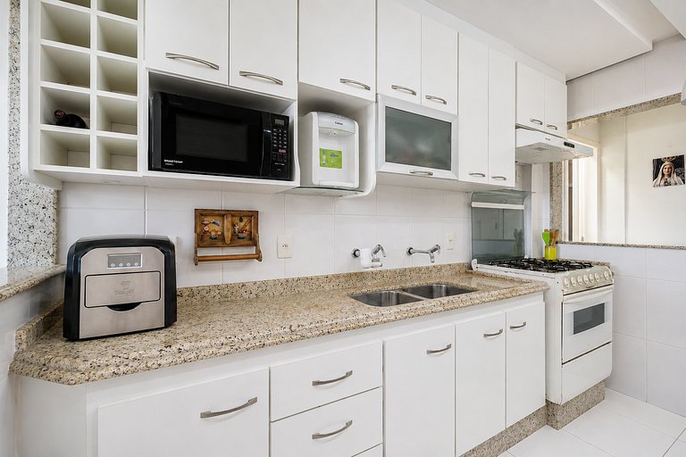 CF03 Apartamento de 3 dormitorios con vistas al mar en Praia