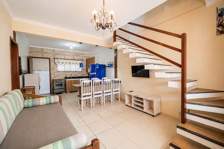 Casa c/4 quartos no Peró 500 metros da praia! CF10