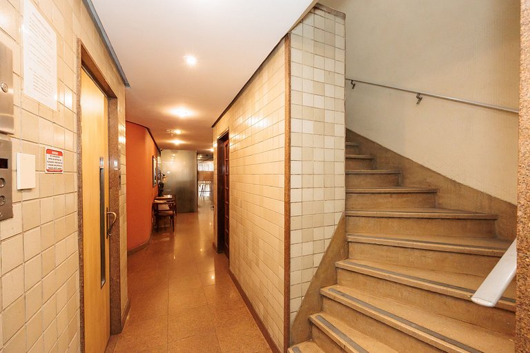 RJ02 Ipanema apartment with 2 bedrooms 350 meters from the b