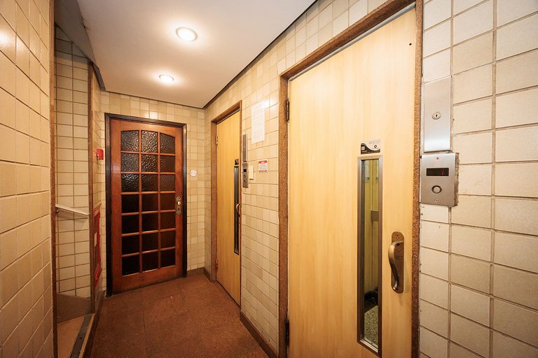 RJ02 Ipanema apartment with 2 bedrooms 350 meters from the b