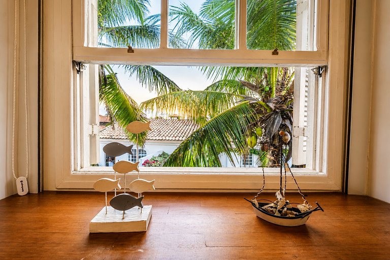 Beachfront House | 3 Bedrooms + Barbecue Grill BZ31