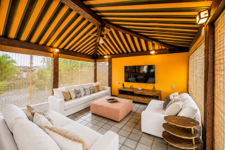 Beachfront mansion at Ferradura Beach! BZ81