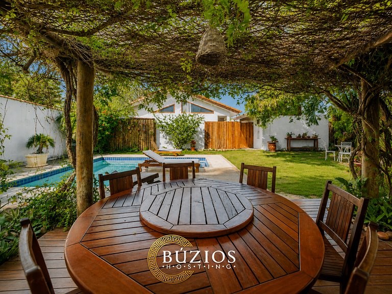 40m da Praia! Linda casa c/ piscina privativa BZ26