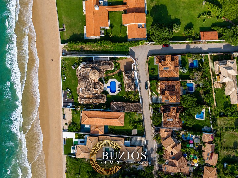 40m da Praia! Linda casa c/ piscina privativa BZ26