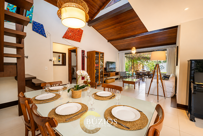 40m da Praia! Linda casa c/ piscina privativa BZ26