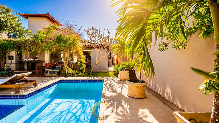 40m da Praia! Linda casa c/ piscina privativa BZ26