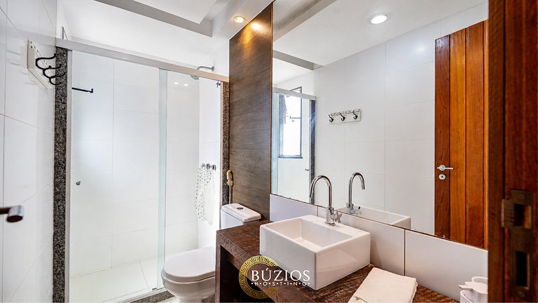 A 40 metros de la playa. Hermosa casa con piscina privada BZ