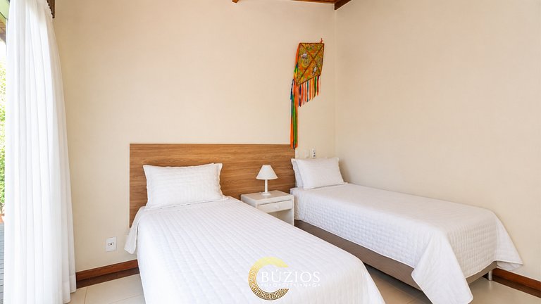 40m da Praia! Linda casa c/ piscina privativa BZ26