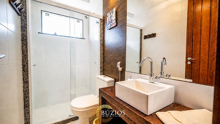 40m da Praia! Linda casa c/ piscina privativa BZ26