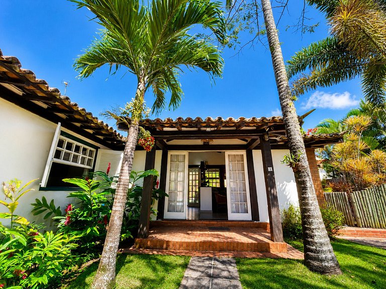 Casa c/ piscina privativa a 300m da praia! BZ39