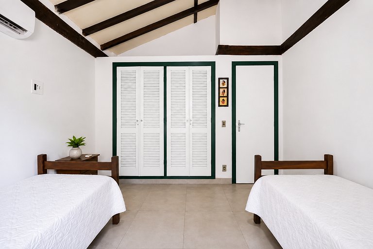 House with private pool 300m from the beach! BZ39