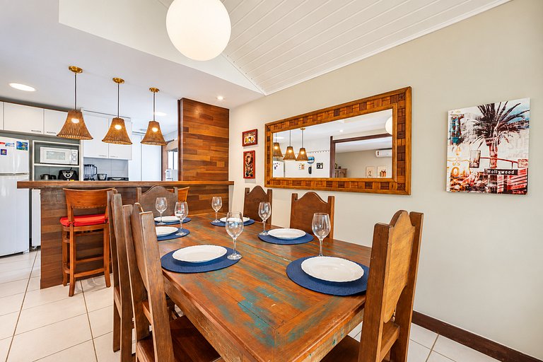BZ21 600m from Orla Bardot! Beautiful house with 4 suites