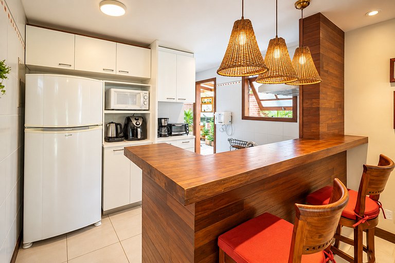 BZ21 600m from Orla Bardot! Beautiful house with 4 suites