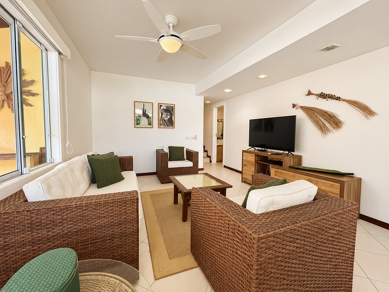 600m from Rua das Pedras! 4 suites, gourmet area, Bz56