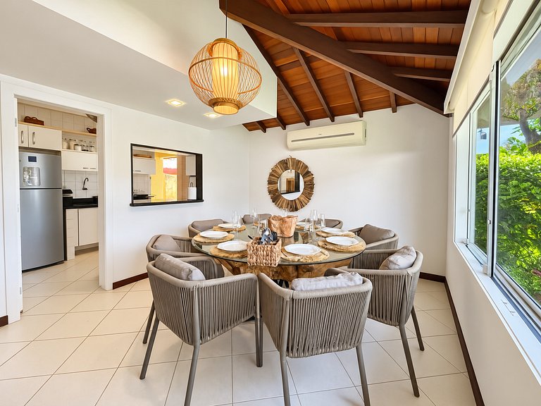 600m from Rua das Pedras! 4 suites, gourmet area, Bz56