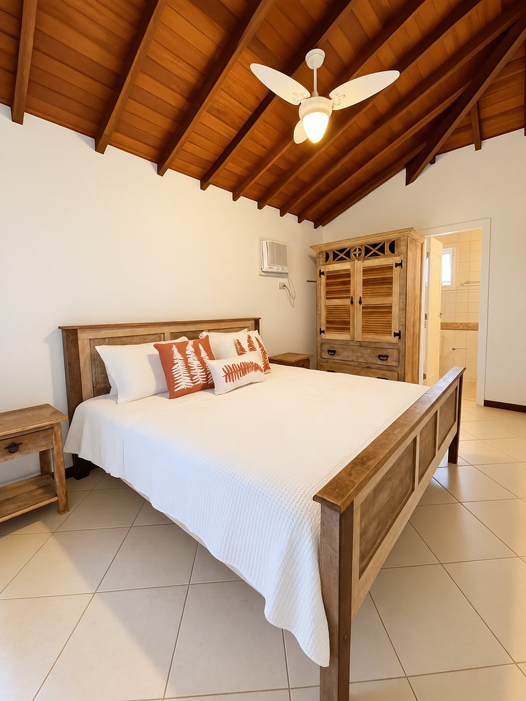 A 600 metros de Rua das Pedras 4 suites área gourmet Bz56