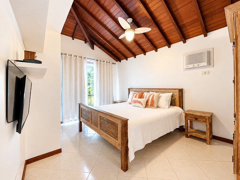 A 600 metros de Rua das Pedras 4 suites área gourmet Bz56