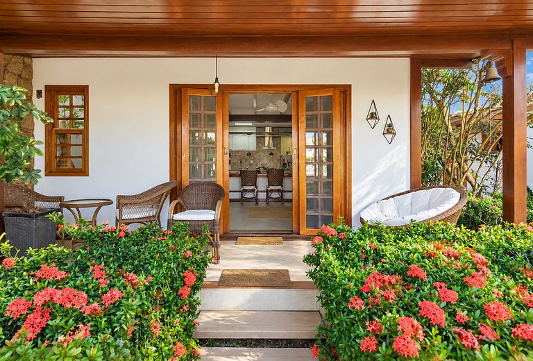 BZ16 House with private barbecue in a club condo