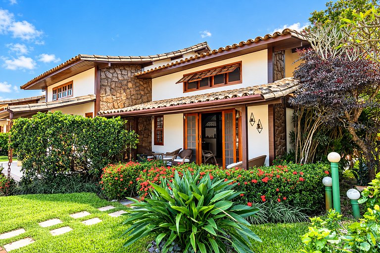 BZ16 Casa con parrilla privada en condominio club