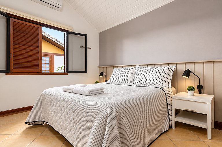 BZ16 Casa con parrilla privada en condominio club