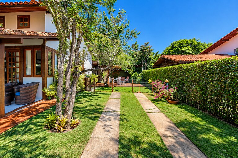 Bz49 House 5 minutes from the beach Gated Comm. Club