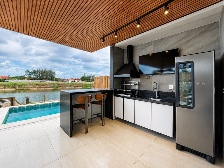 Bz53 House with pool in front of the Canal - Arete