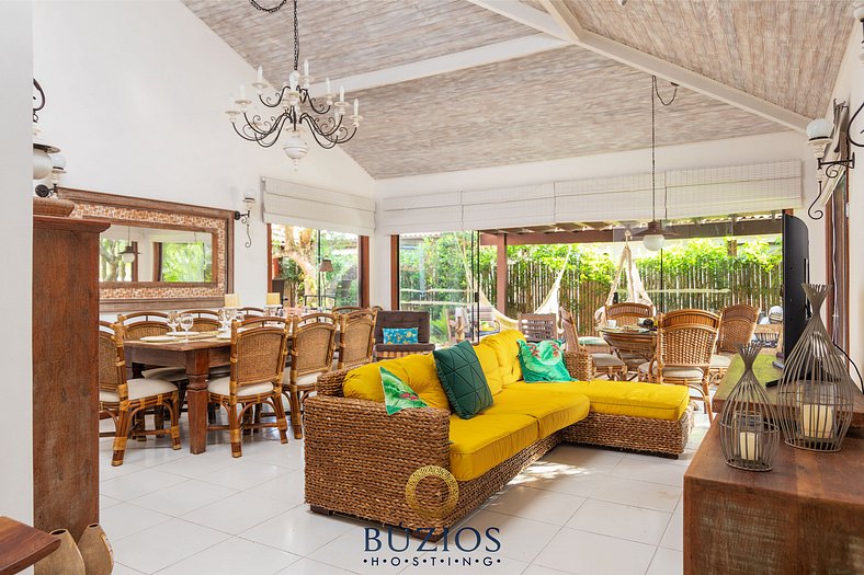 Bz37 House with Pool 200M from the beach!