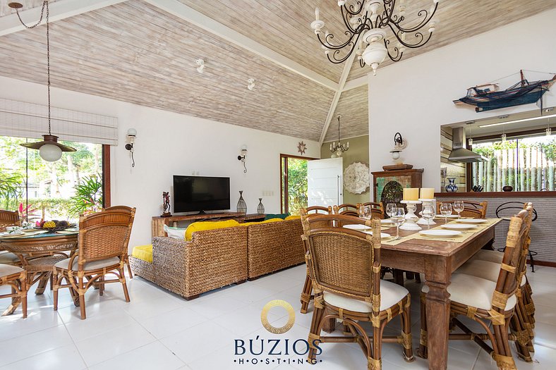 Bz37 House with Pool 200M from the beach!