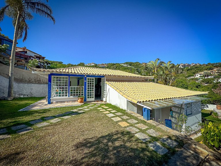 BZ61 Casa com Piscina a 50m da Praia da Ferradura